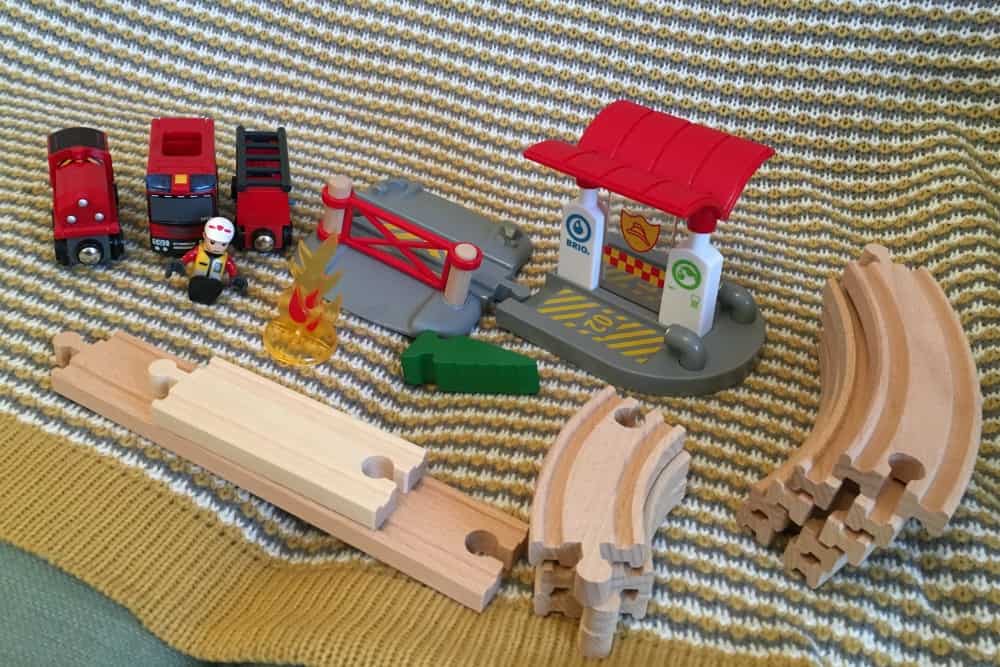 BRIO Rescue Fire Fighter Set