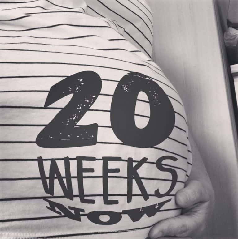 20 week pregnant bump