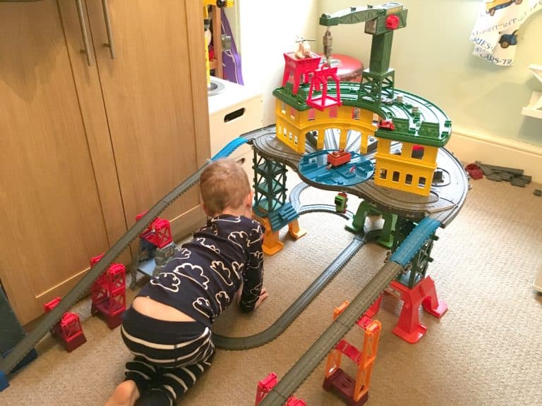 Thomas and Friends Super Station track set