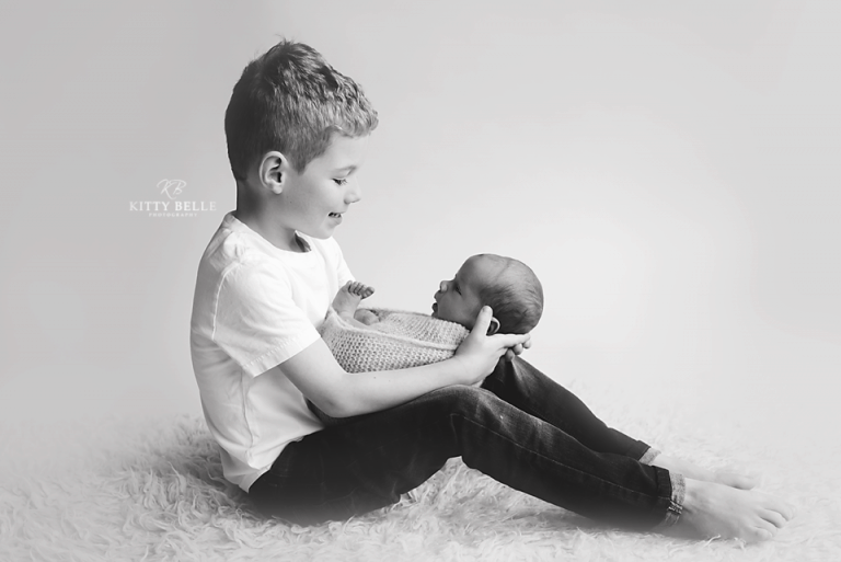 Olly Freddie Siblings 2018
