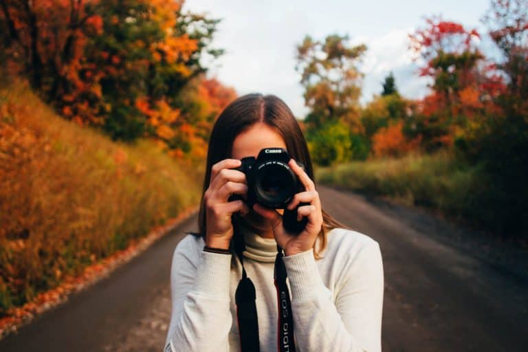 Autumn Lady camera
