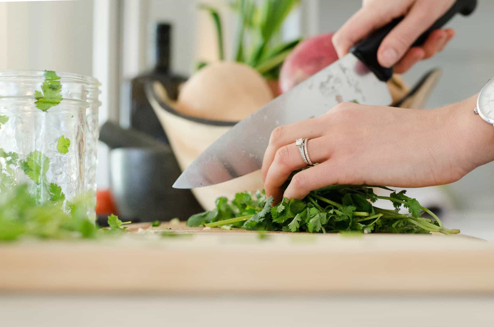 The Best Foods to Eat Postpartum