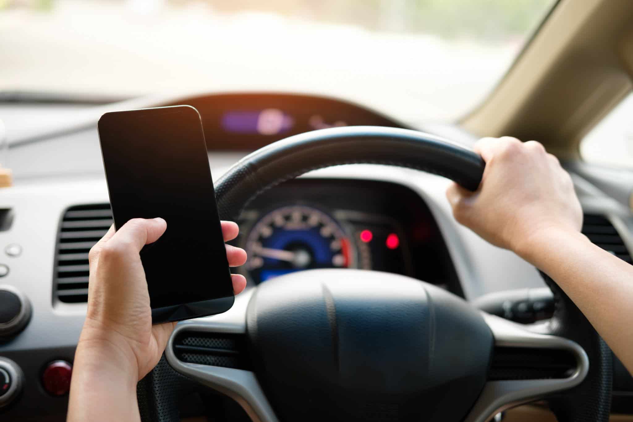 mobile phone in car