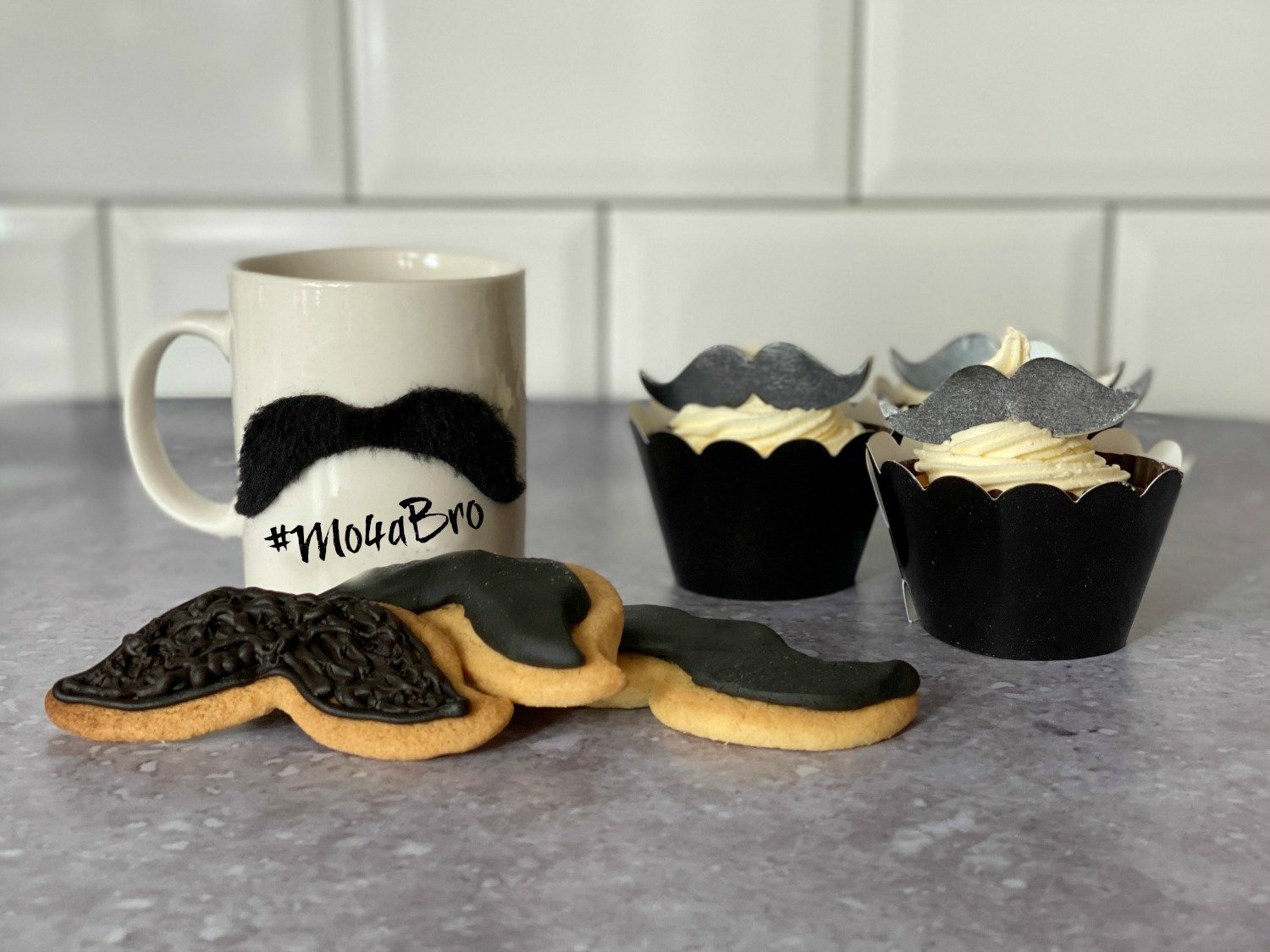 Mo4aBro Tea Cookies and Cupcakes