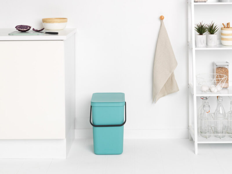waste kitchen bin