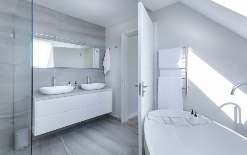 A Laymans Guide to Designing a Minimalist Bathroom