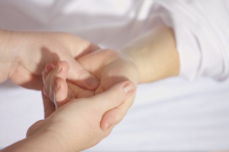 Time-Saving Beauty Tips for Busy New Moms