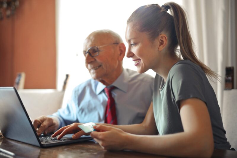Top Reasons Why Young People Should Be Saving For Retirement Now