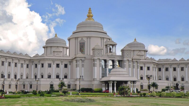 Exploring India’s Royal Palaces and Forts