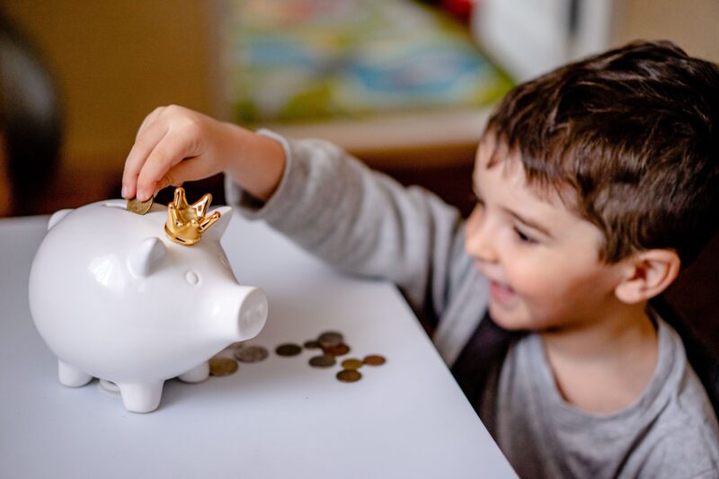 Teaching Children About Money: Simple Habits for Every Age