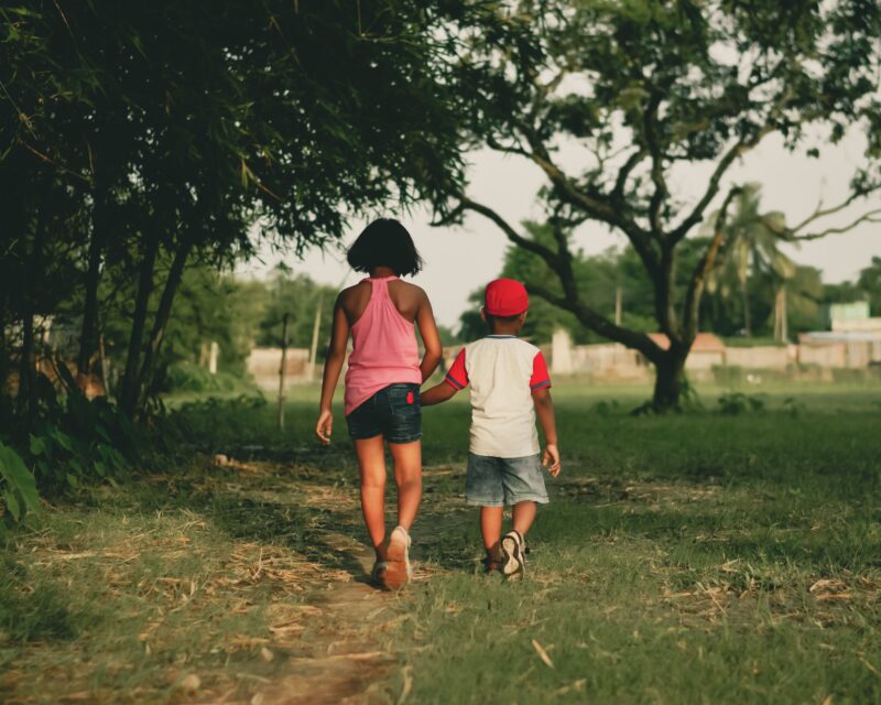 How to give older children freedom on holiday without losing track of them